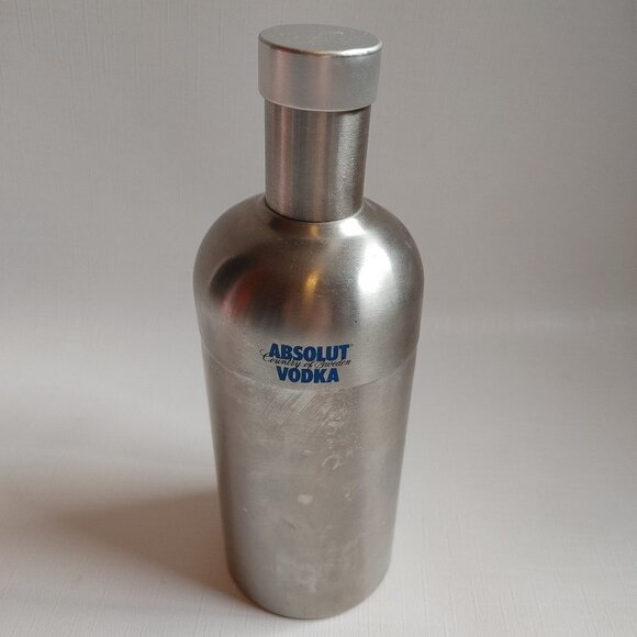 RARE Limited Edition ABSOLUT VODKA 9'' COCTAIL SHAKER BOTTLE SHAPED Stai… - Picture 1 of 5